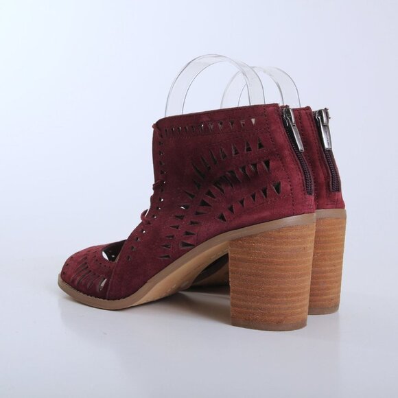 Vince Camuto Tarita Leather Cutout Lace Up Open Toe Sandals Red Women Size 8.5 - Picture 15 of 15